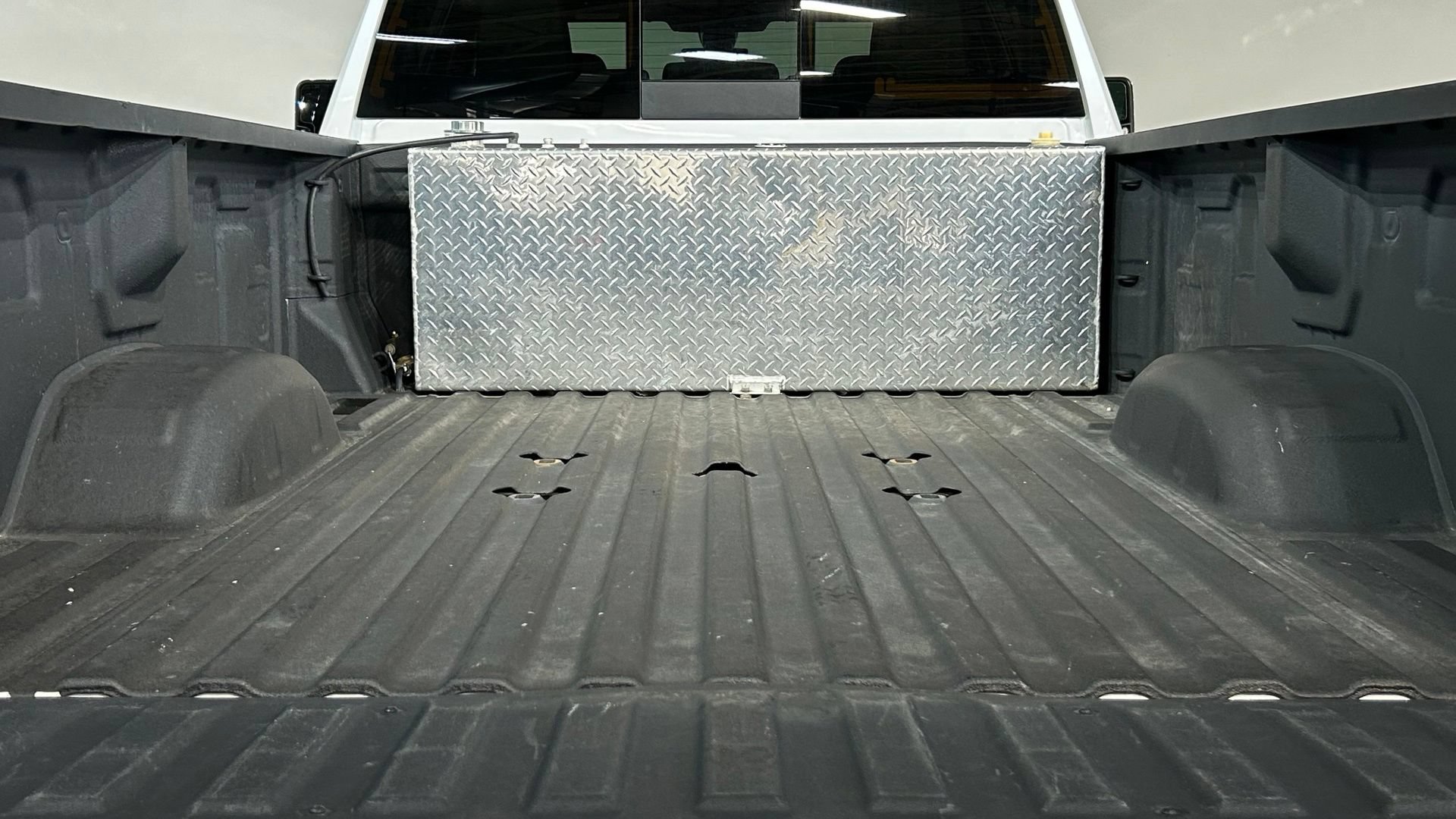 Used 2020 GMC Sierra 3500 Denali w/ Denali Ultimate Package AWD/4WD image 35
