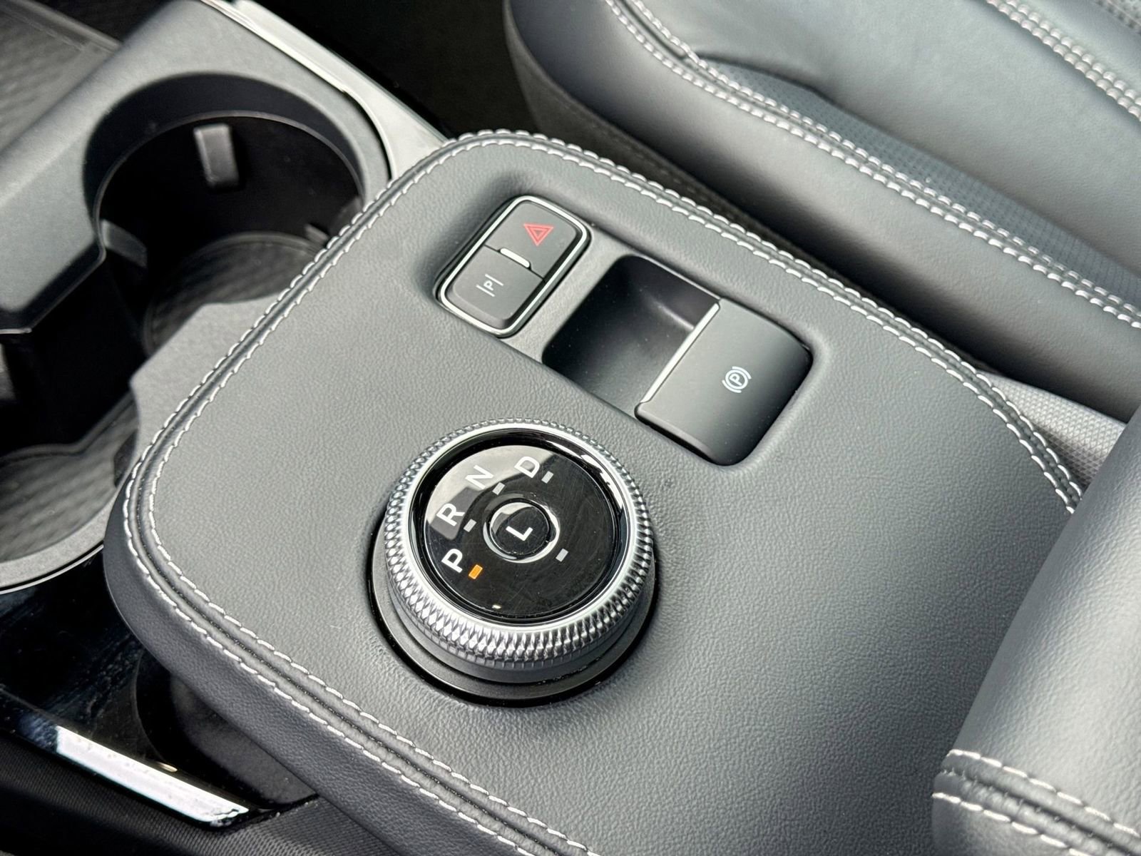 Used 2022 Ford Mustang Mach-E Premium image 33