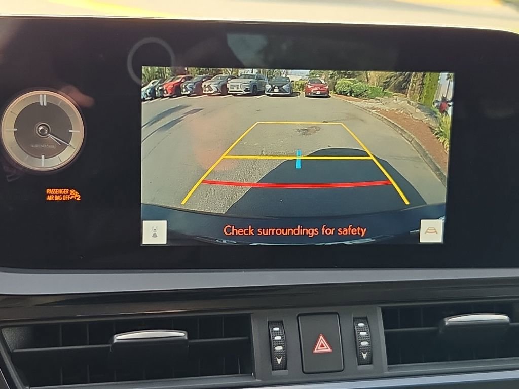 Certified 2023 Lexus ES 250 w/ Premium Package image 26