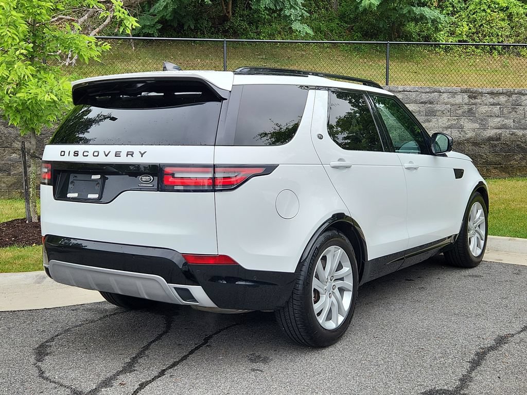 Used 2020 Land Rover Discovery Landmark AWD/4WD image 2