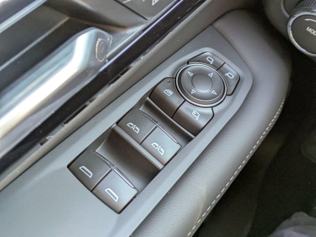 New 2026 Chevrolet Suburban Premier image 26