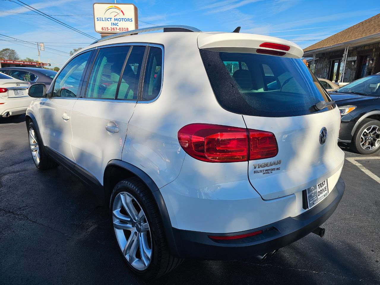 Used 2013 Volkswagen Tiguan SEL image 4