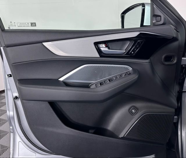 Used 2026 Acura MDX FWD image 13