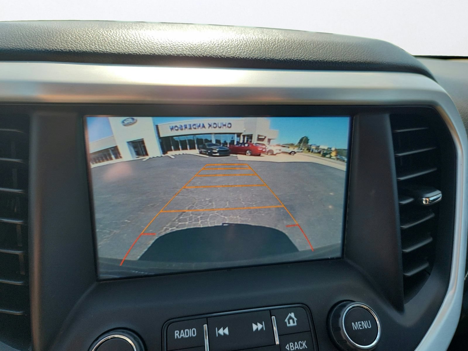 Used 2017 GMC Acadia SLE FWD image 17