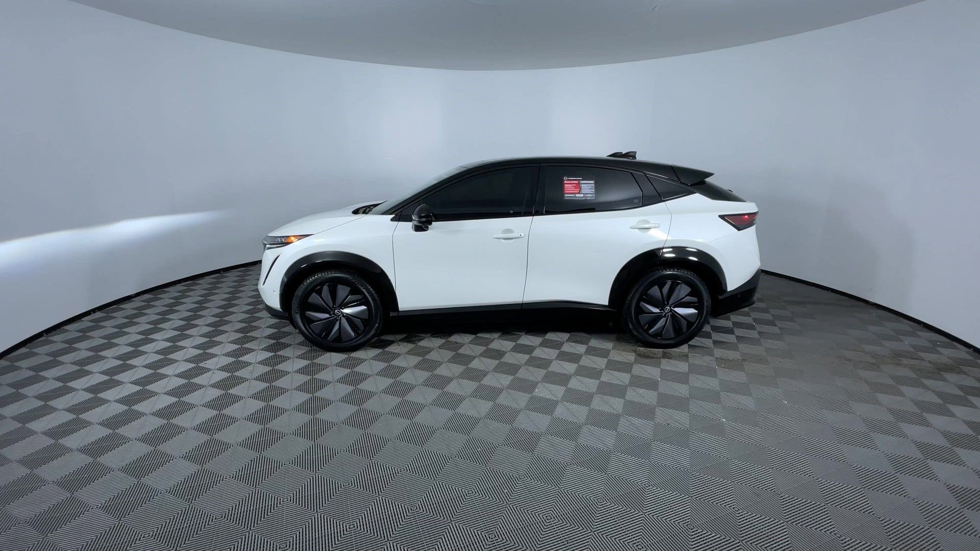 Certified 2023 Nissan Ariya image 5