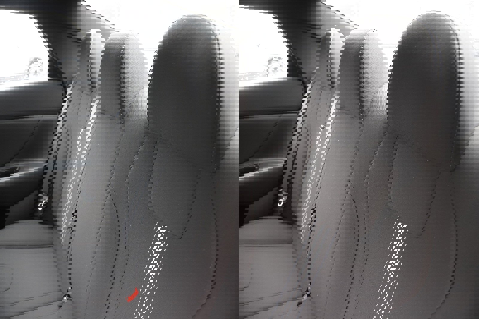 New 2026 Hyundai Elantra Sport image 14