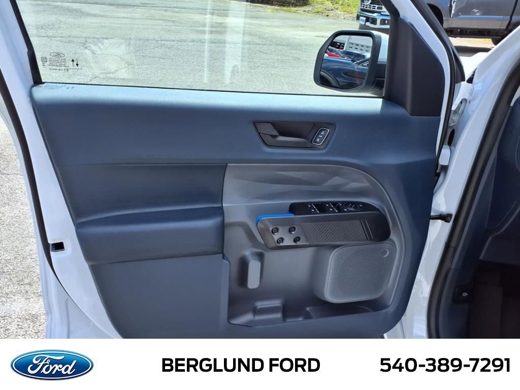 New 2025 Ford Maverick Lobo image 10