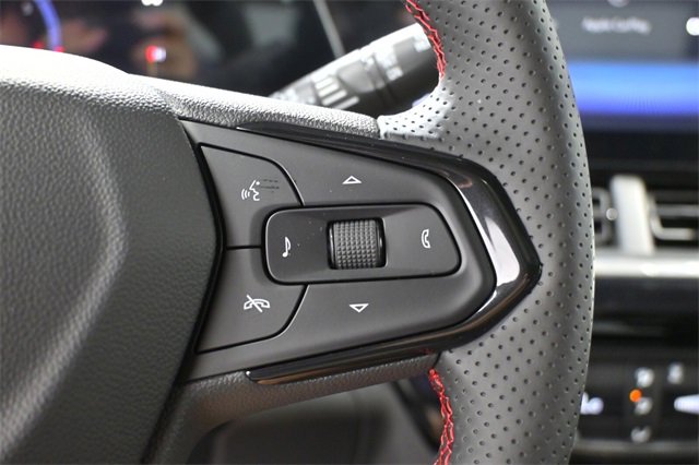 New 2025 Chevrolet Trax RS w/ Sunroof Package image 22