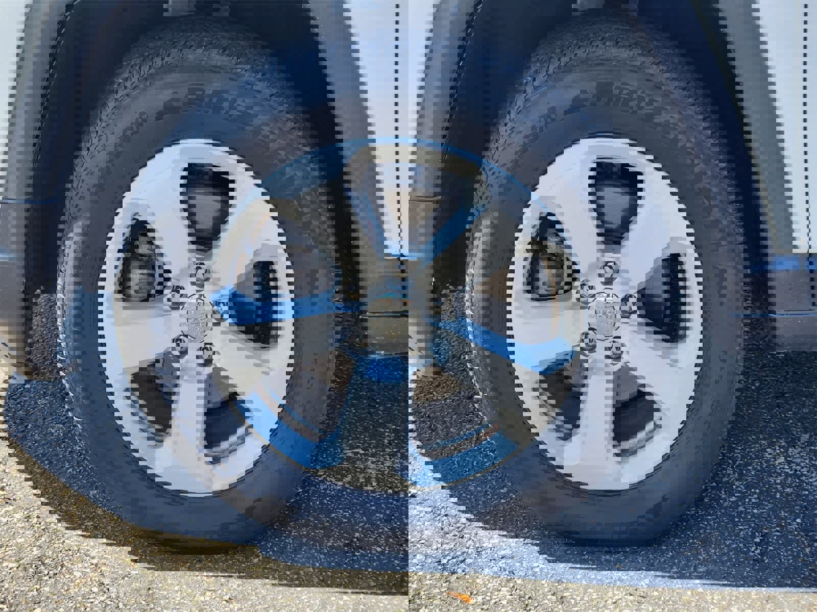 Used 2018 Jeep Compass Latitude w/ Cold Weather Group image 9