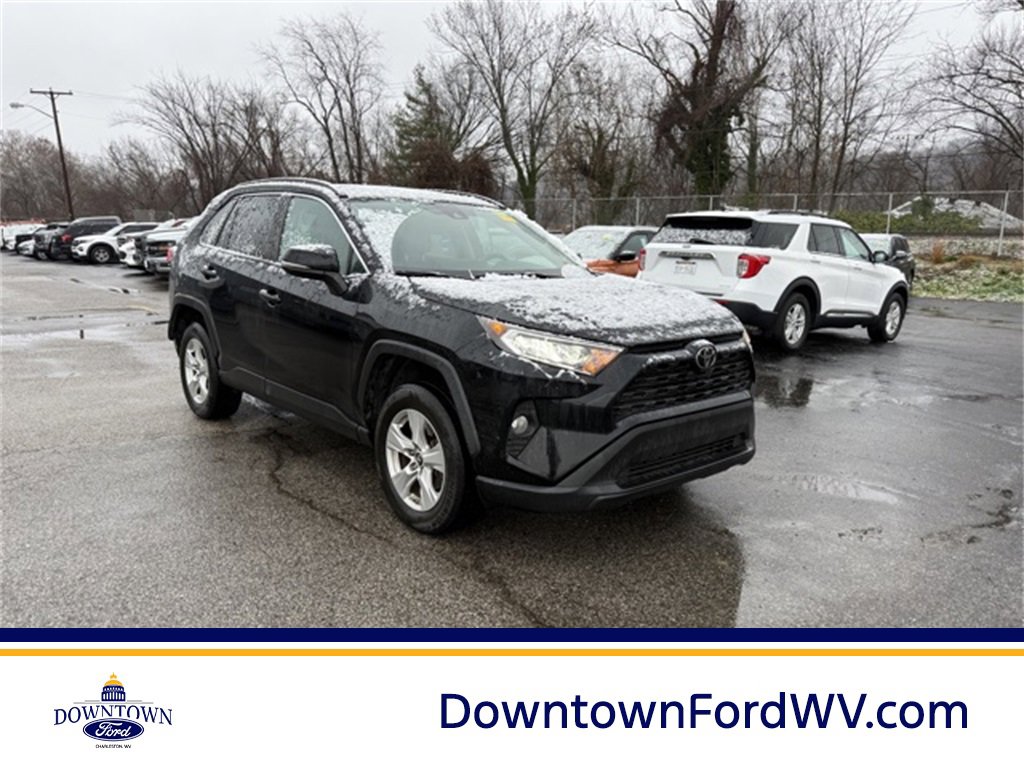 Used 2019 Toyota RAV4 XLE image 1