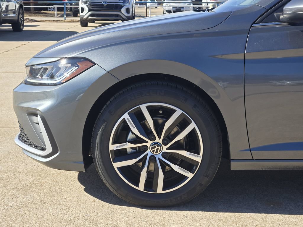 New 2026 Volkswagen Jetta SE image 5