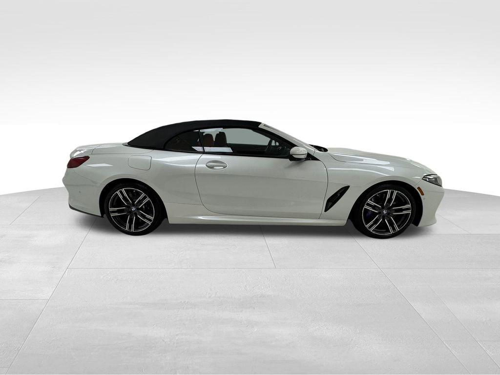 Used 2022 BMW M850i xDrive Convertible w/ Driving Assistance Package image 16