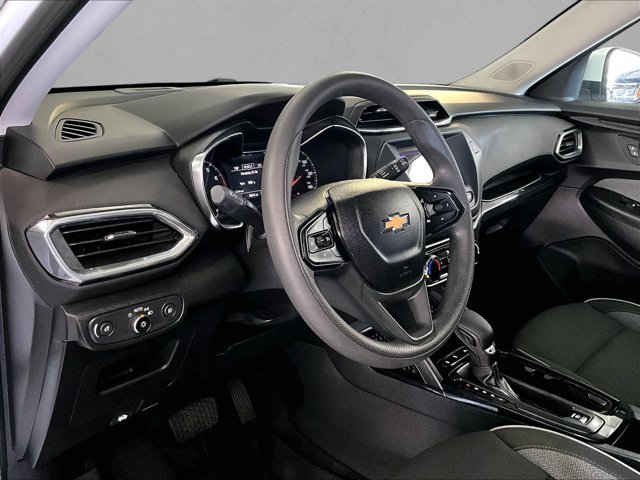 Used 2023 Chevrolet TrailBlazer LT FWD image 14