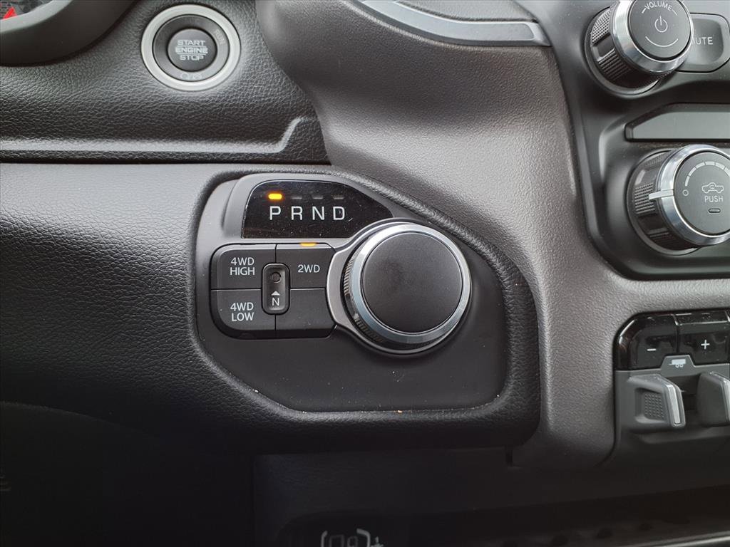 Used 2024 RAM 2500 Big Horn w/ Bed Utility Group image 9