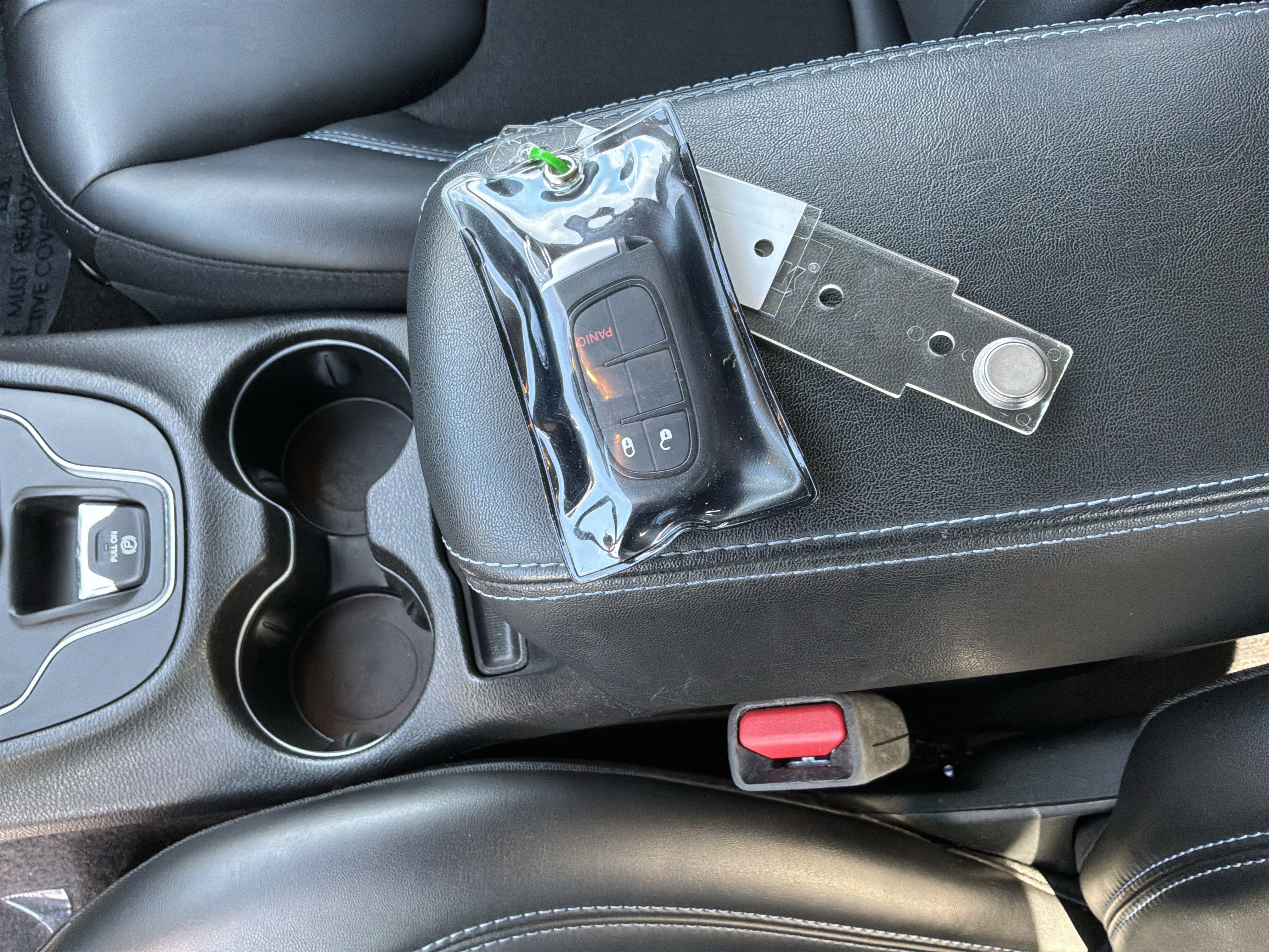 Used 2019 Jeep Cherokee Latitude Plus FWD image 36