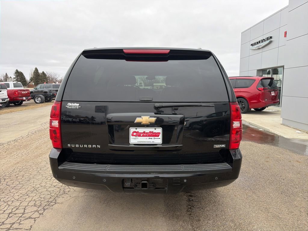 Used 2007 Chevrolet Suburban LTZ w/ LTZ Preferred Equipment Group image 7