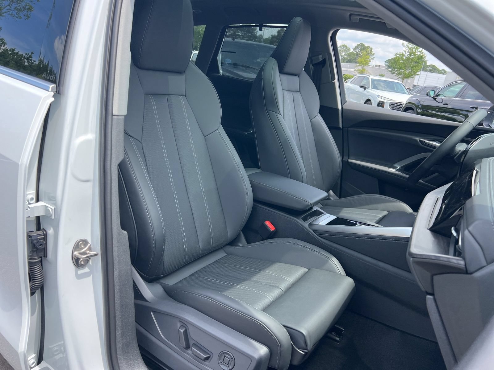 New 2026 Audi Q5 Premium Plus AWD/4WD image 33