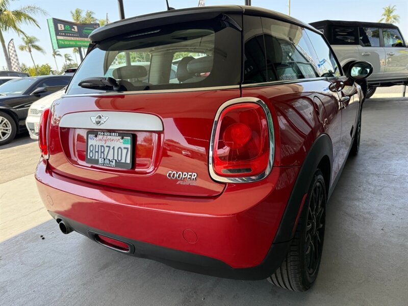Used 2014 MINI Cooper 2-Door Hardtop FWD image 11