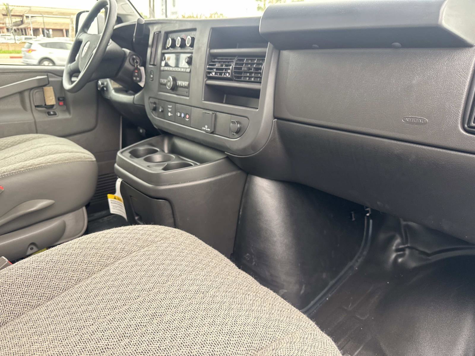 New 2025 GMC Savana 2500 w/ Driver Convenience Package RWD image 29