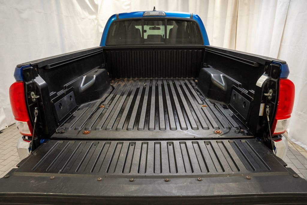 Used 2016 Toyota Tacoma SR5 image 6