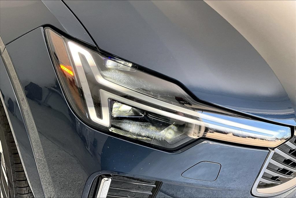 New 2026 Volvo XC90 B5 Plus AWD/4WD image 35