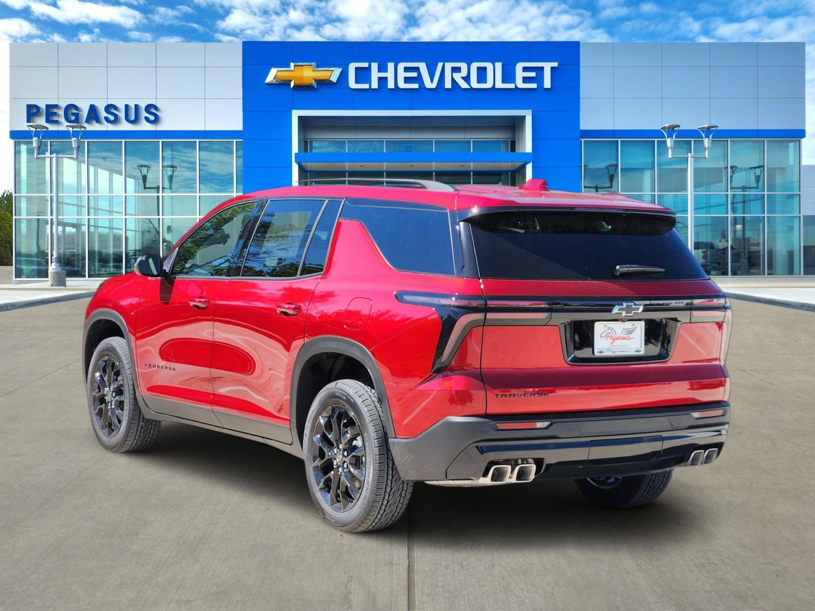 New 2026 Chevrolet Traverse LT w/ Midnight/Sport Edition FWD image 4