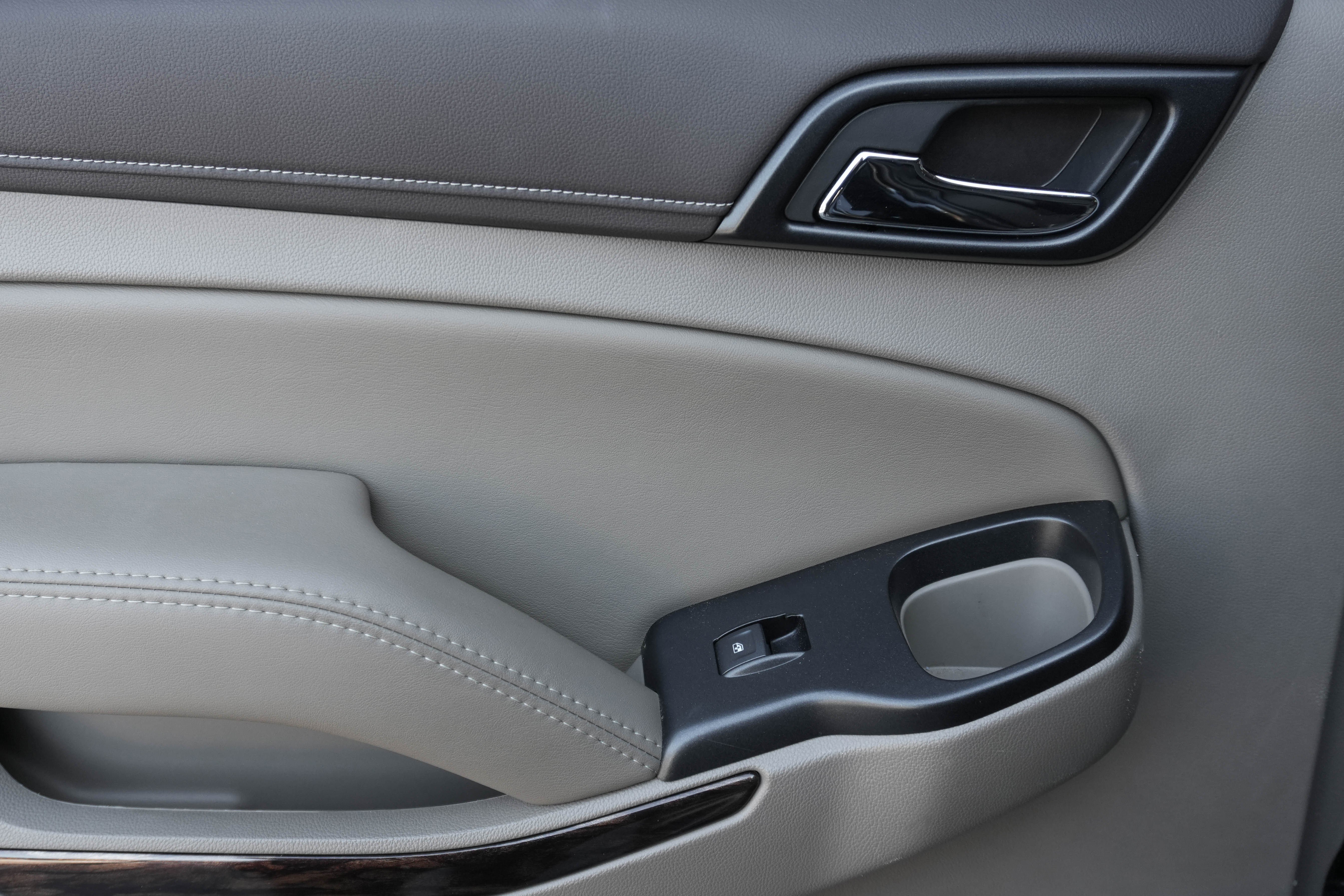 Used 2019 GMC Yukon SLT w/ Graphite Edition image 27