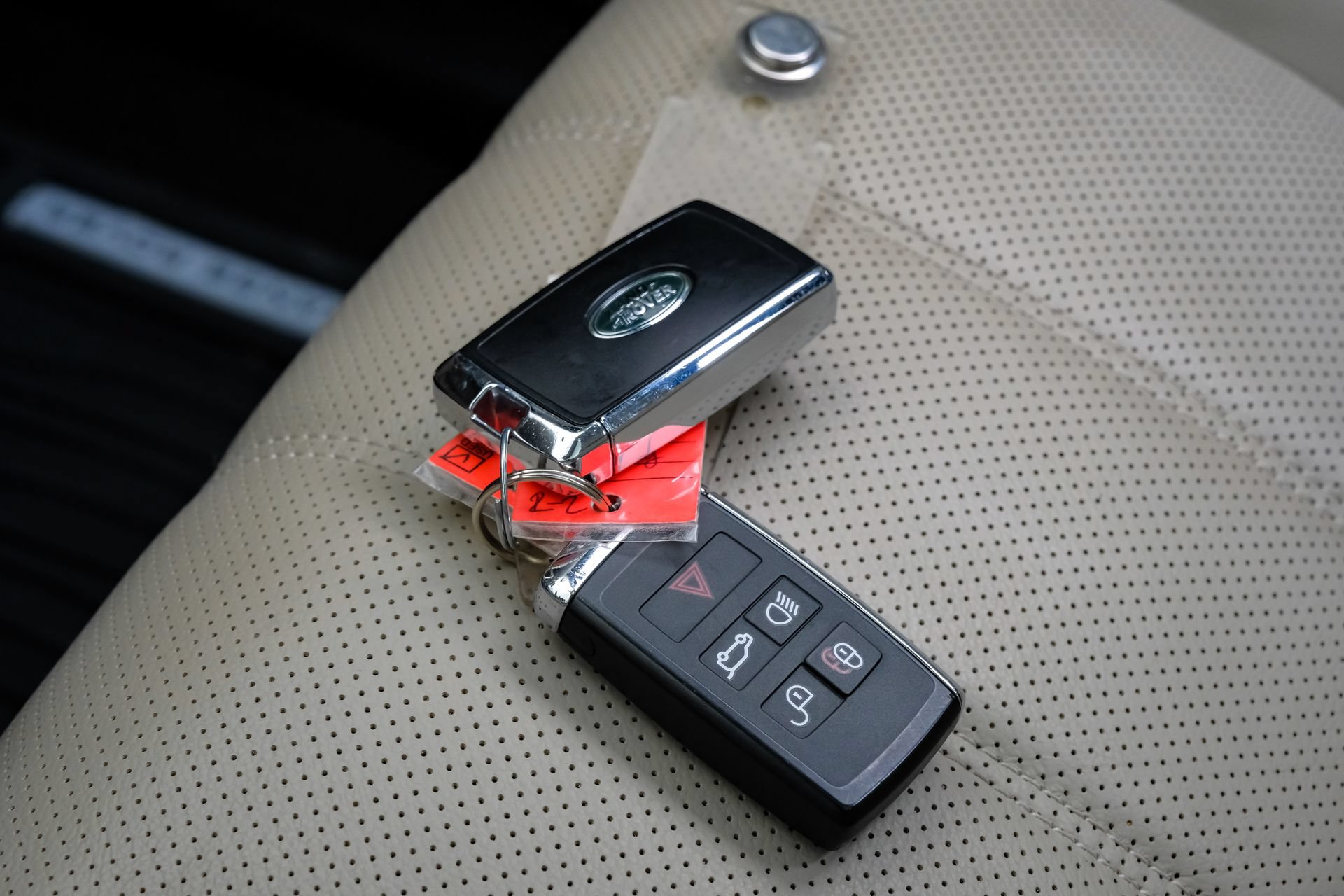 Used 2021 Land Rover Range Rover Velar S AWD/4WD image 61