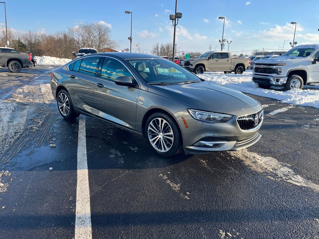 Used 2018 Buick Regal Preferred w/ Sights and Sounds Package image 7