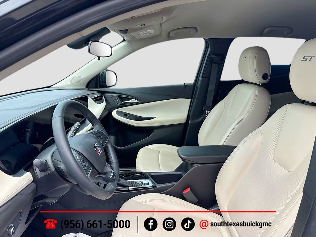 Used 2025 Buick Encore GX Sport Touring FWD image 11