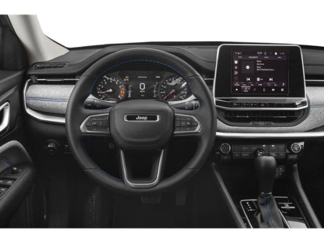 Used 2022 Jeep Compass Latitude image 29