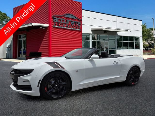 Used 2019 Chevrolet Camaro SS RWD image 1
