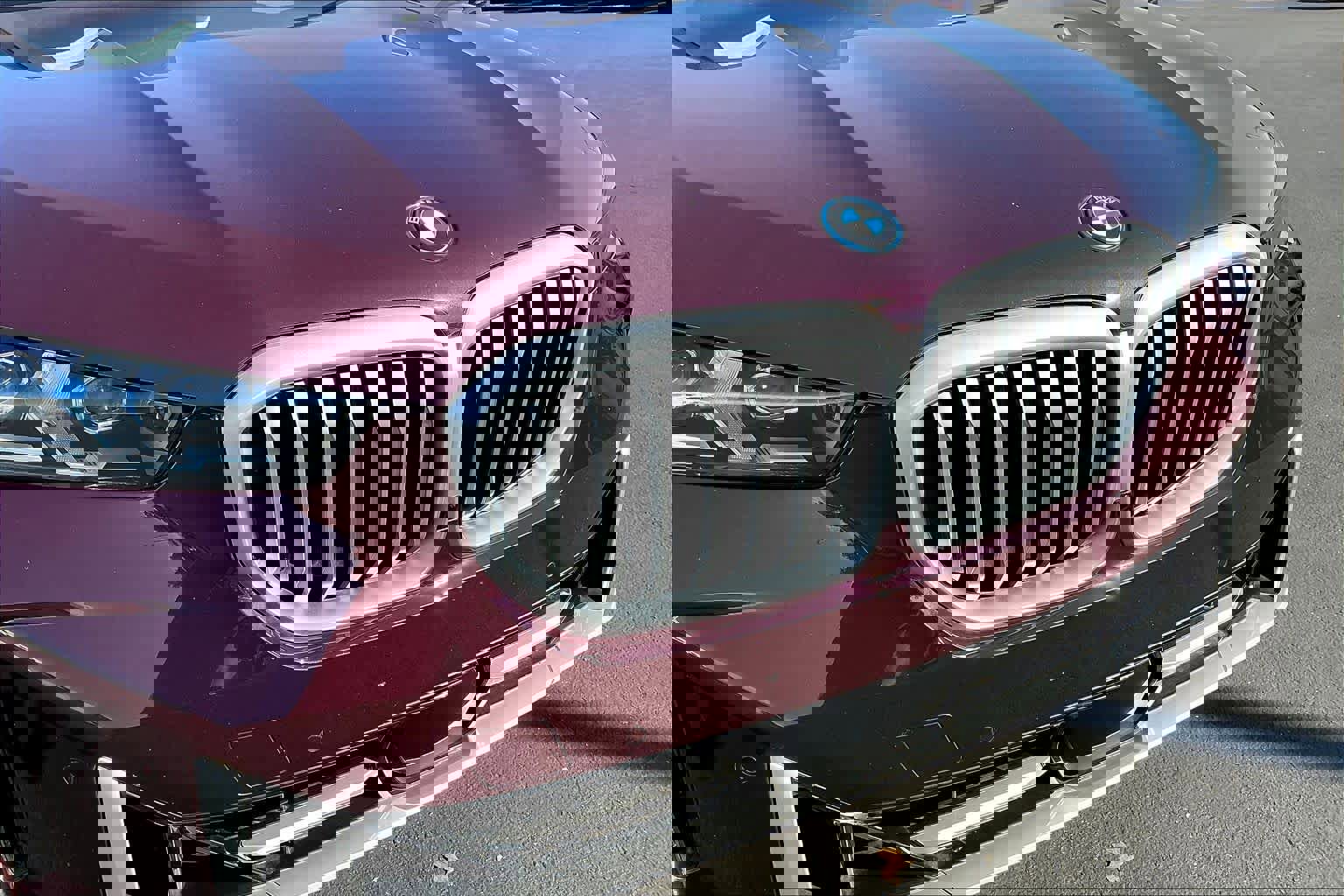 Used 2025 BMW X5 xDrive50e w/ Premium Package image 34