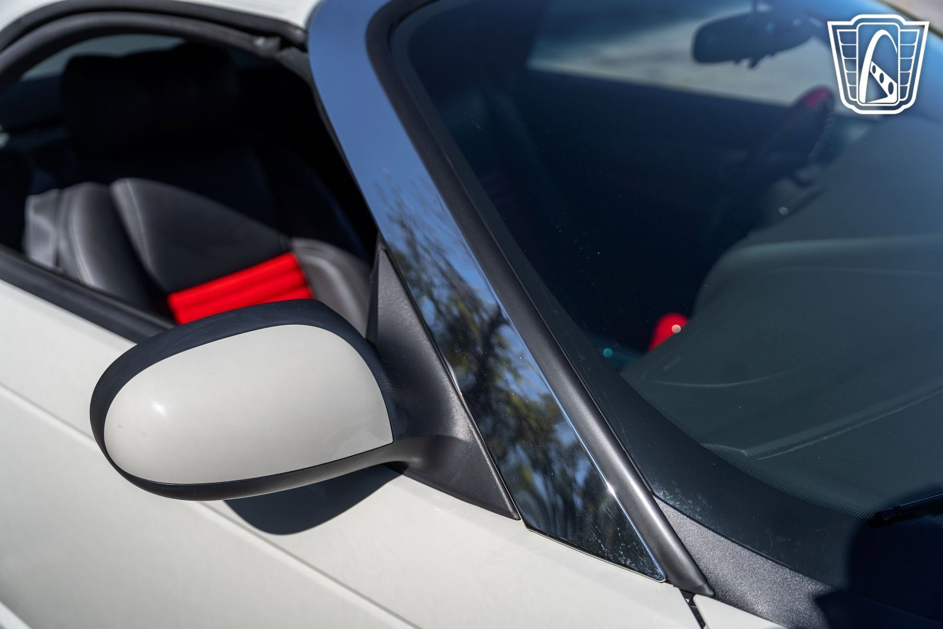 Used 2002 Ford Thunderbird image 29