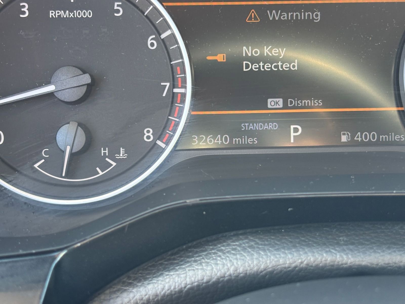 Used 2025 Nissan Pathfinder SV image 40