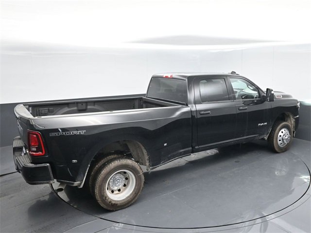 New 2026 RAM 3500 Big Horn image 35