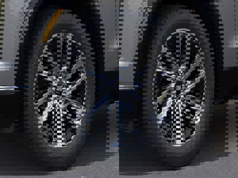 New 2026 Cadillac Vistiq Luxury w/ LPO, Floor Liner Package image 9