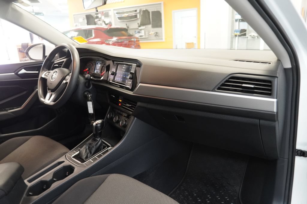 Used 2021 Volkswagen Jetta S FWD image 32