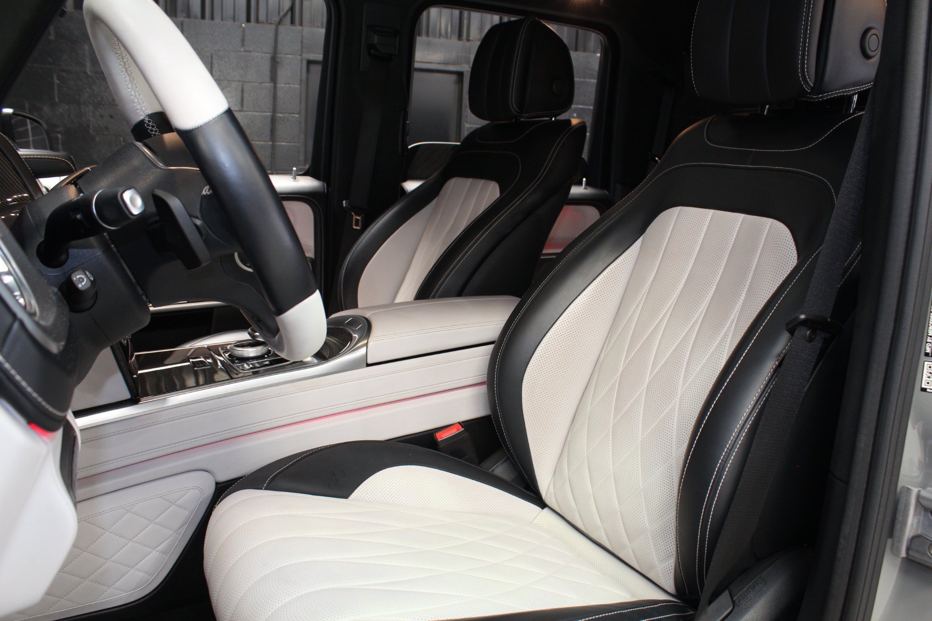 Used 2021 Mercedes-Benz G 550 image 34