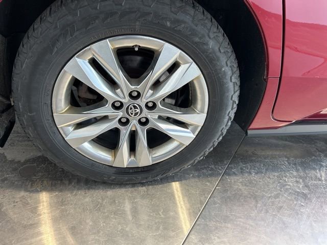 Used 2021 Toyota Sienna Limited AWD/4WD image 21