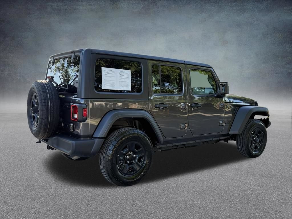 Used 2026 Jeep Wrangler Unlimited Sport AWD/4WD image 5