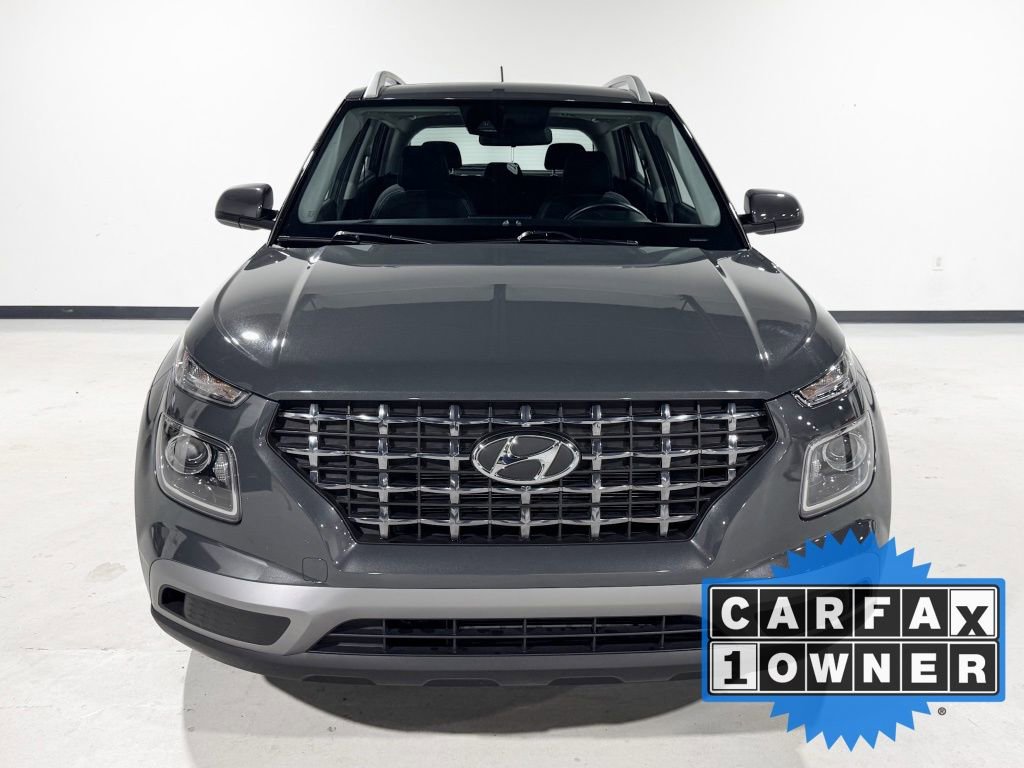 Used 2024 Hyundai Venue SEL image 11