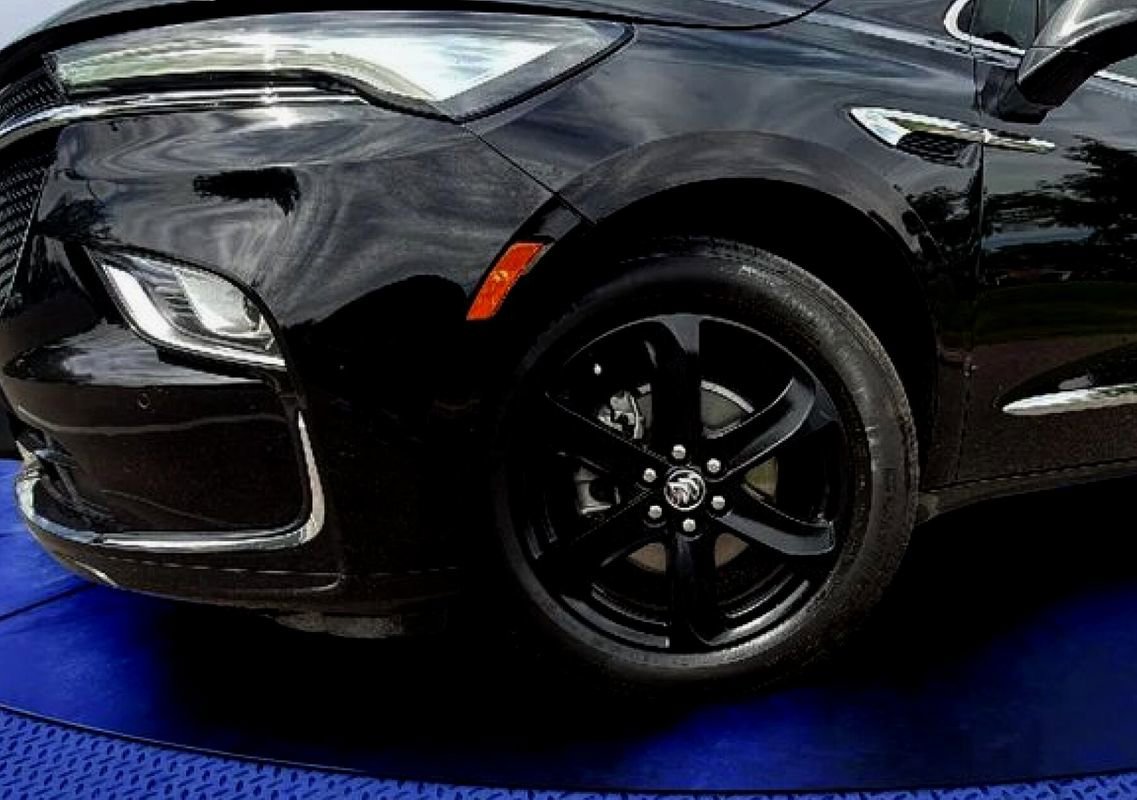 Used 2023 Buick Enclave Essence w/ Experience Buick Package image 25