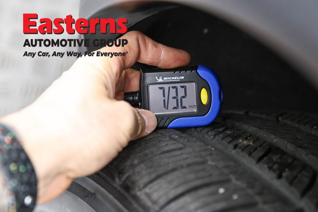 Used 2025 Mercedes-Benz GLE 450e 4MATIC image 29