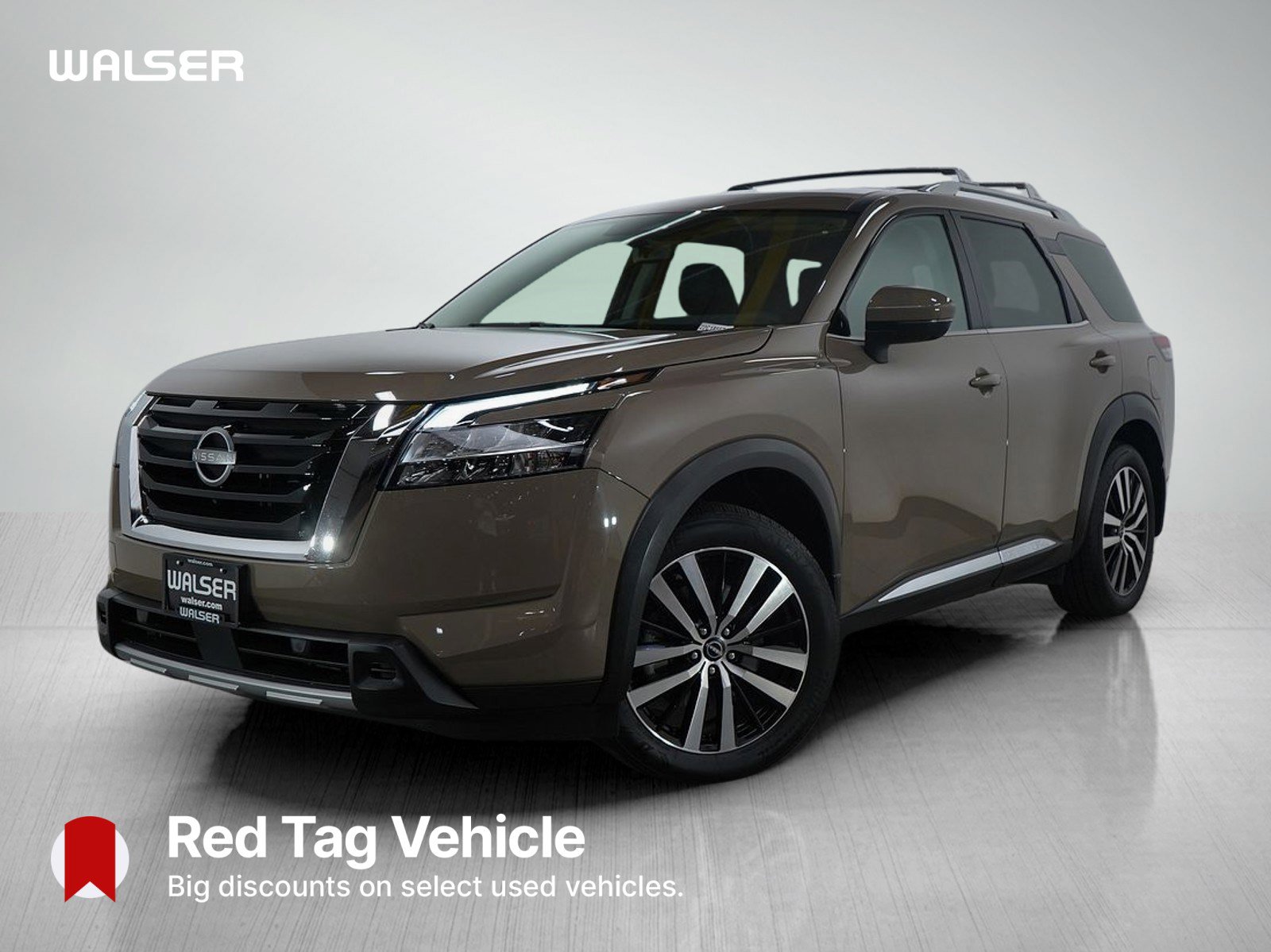 Used 2024 Nissan Pathfinder Platinum