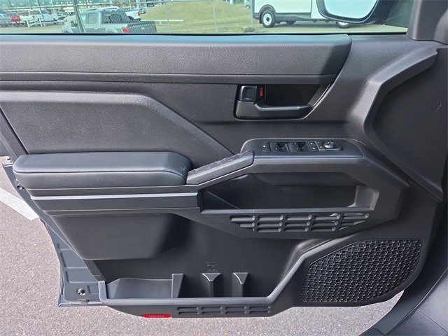 Used 2024 Toyota Tacoma SR image 17