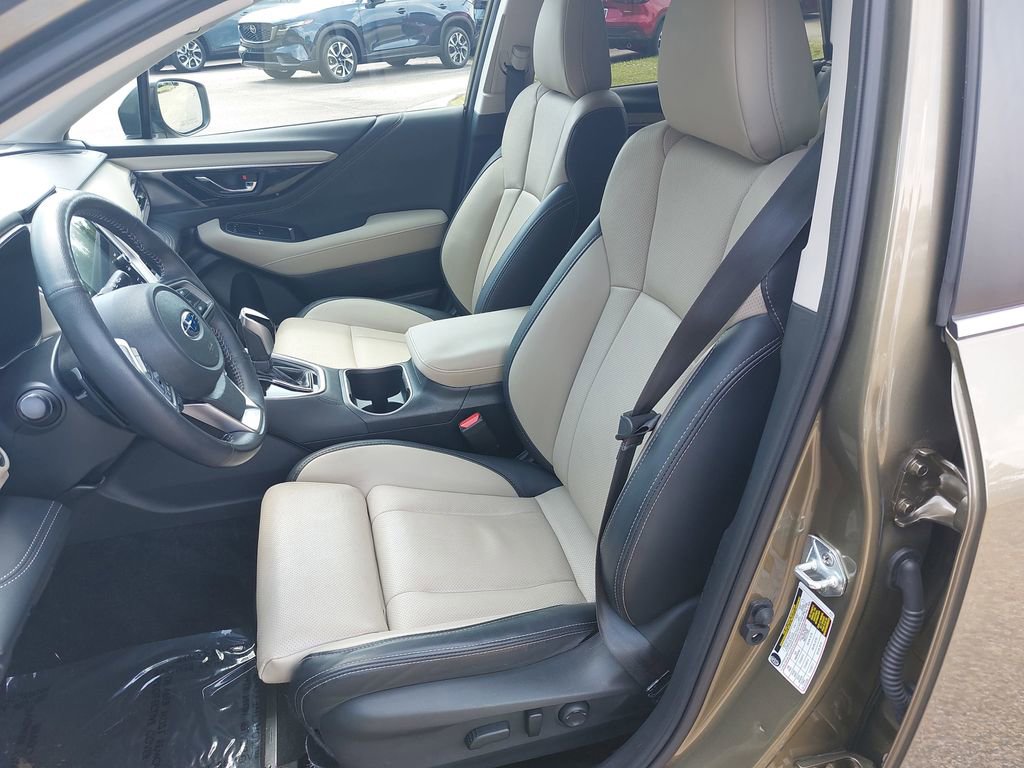 Used 2024 Subaru Outback Limited AWD/4WD image 16