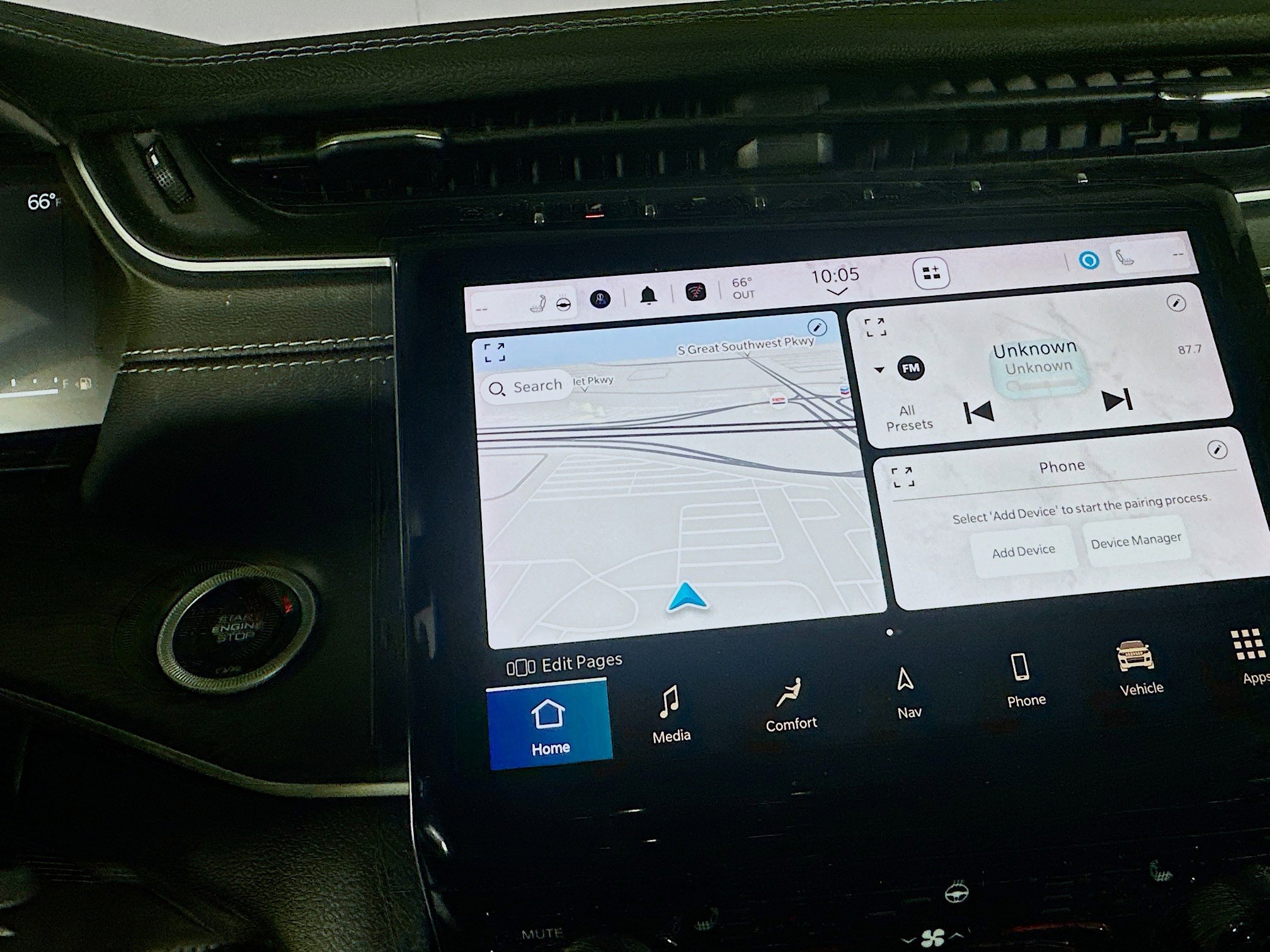 Used 2023 Jeep Grand Cherokee Limited image 22