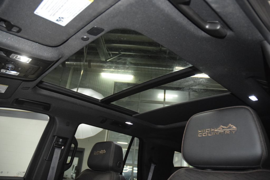 Used 2023 Chevrolet Tahoe High Country AWD/4WD image 50