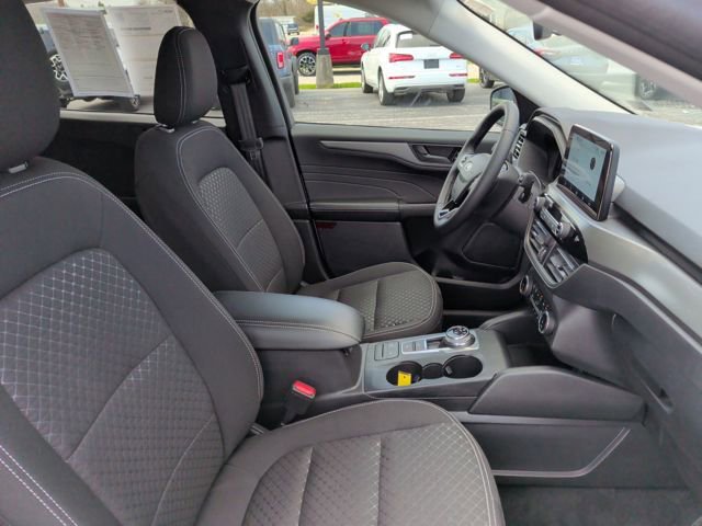 Certified 2023 Ford Escape Active AWD/4WD image 16